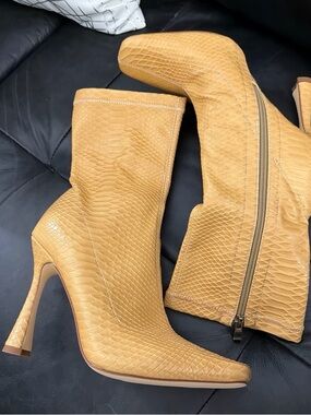Chic Tan Faux-Snake High-Heel Ankle Boots